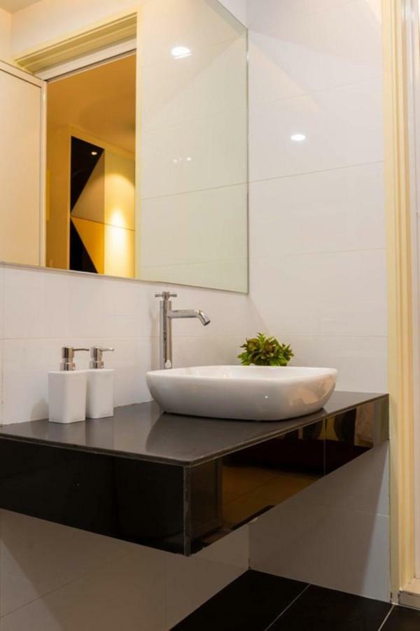 Southwest Designer Suite By D Imperio Homestay Penang 峇六拜 外观 照片